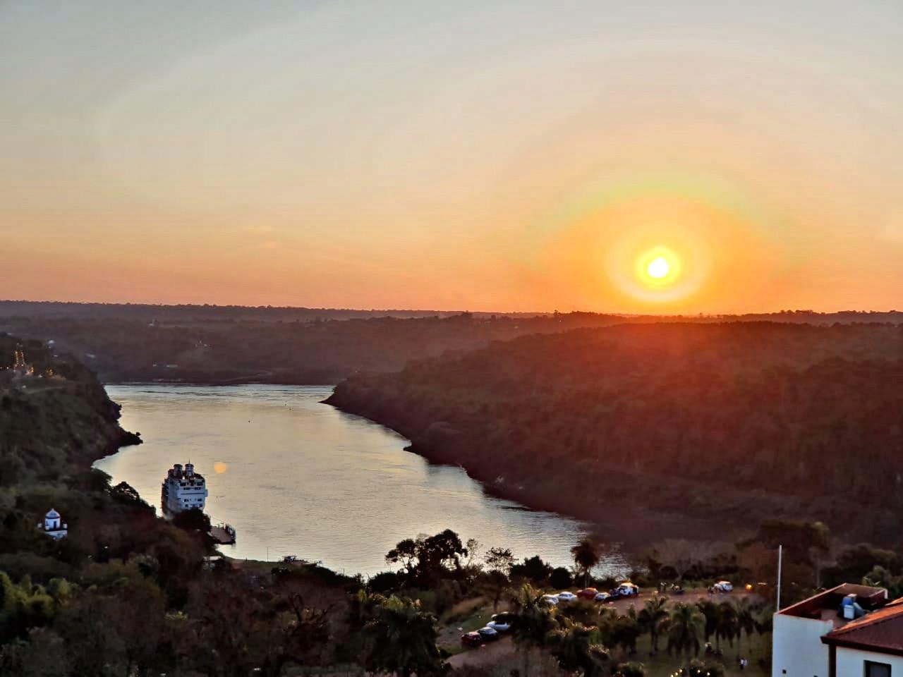 O2 Hotel Iguazu Пуерто Игуасу Екстериор снимка